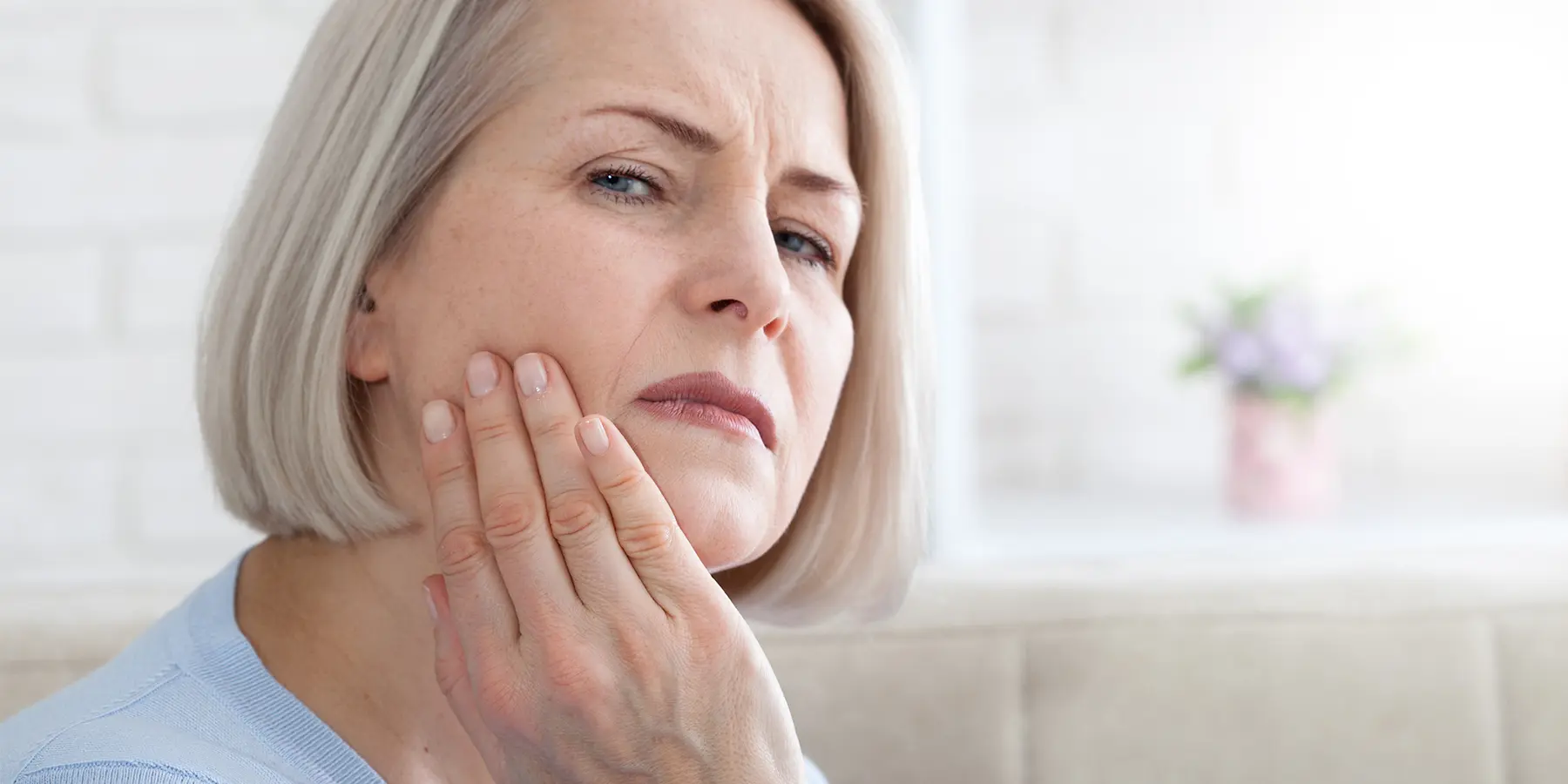 What Does an Abscessed Tooth Look Like? Key Signs to Watch For